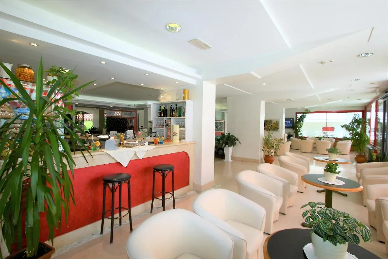 ***  Hotel De Amicis Riccione Italien