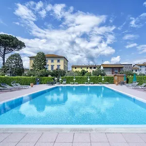 villa-pardi-lucca.it-tuscanyhotel.com/