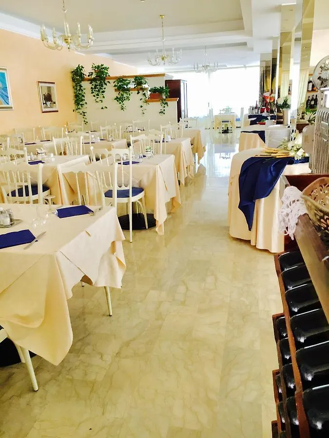 Hotel De Amicis Riccione Italien